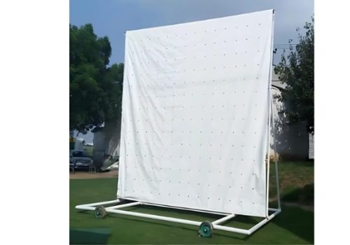 Motorized sight screen